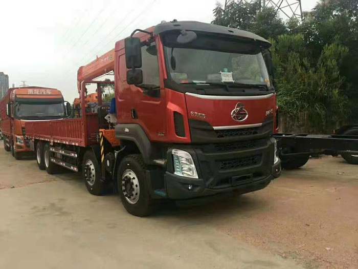 柳汽前四后八隨車吊