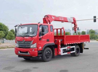 福田瑞沃ES3大金剛隨車吊底盤配4噸，5噸，6.3噸吊機多少錢？